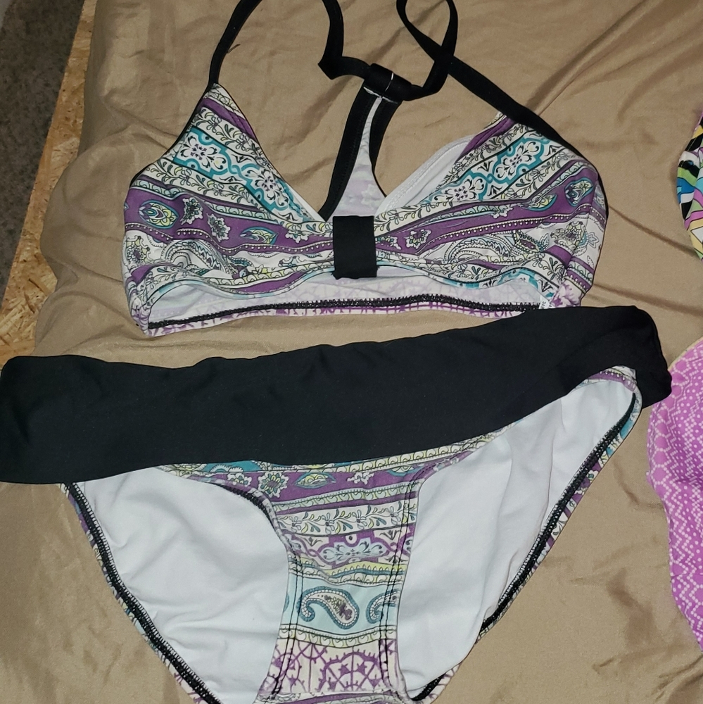 Bathing suit